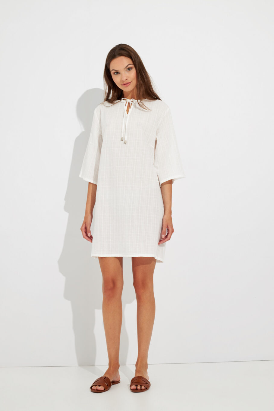 Short cotton dress with 3/4 sleeve and tie- 502606