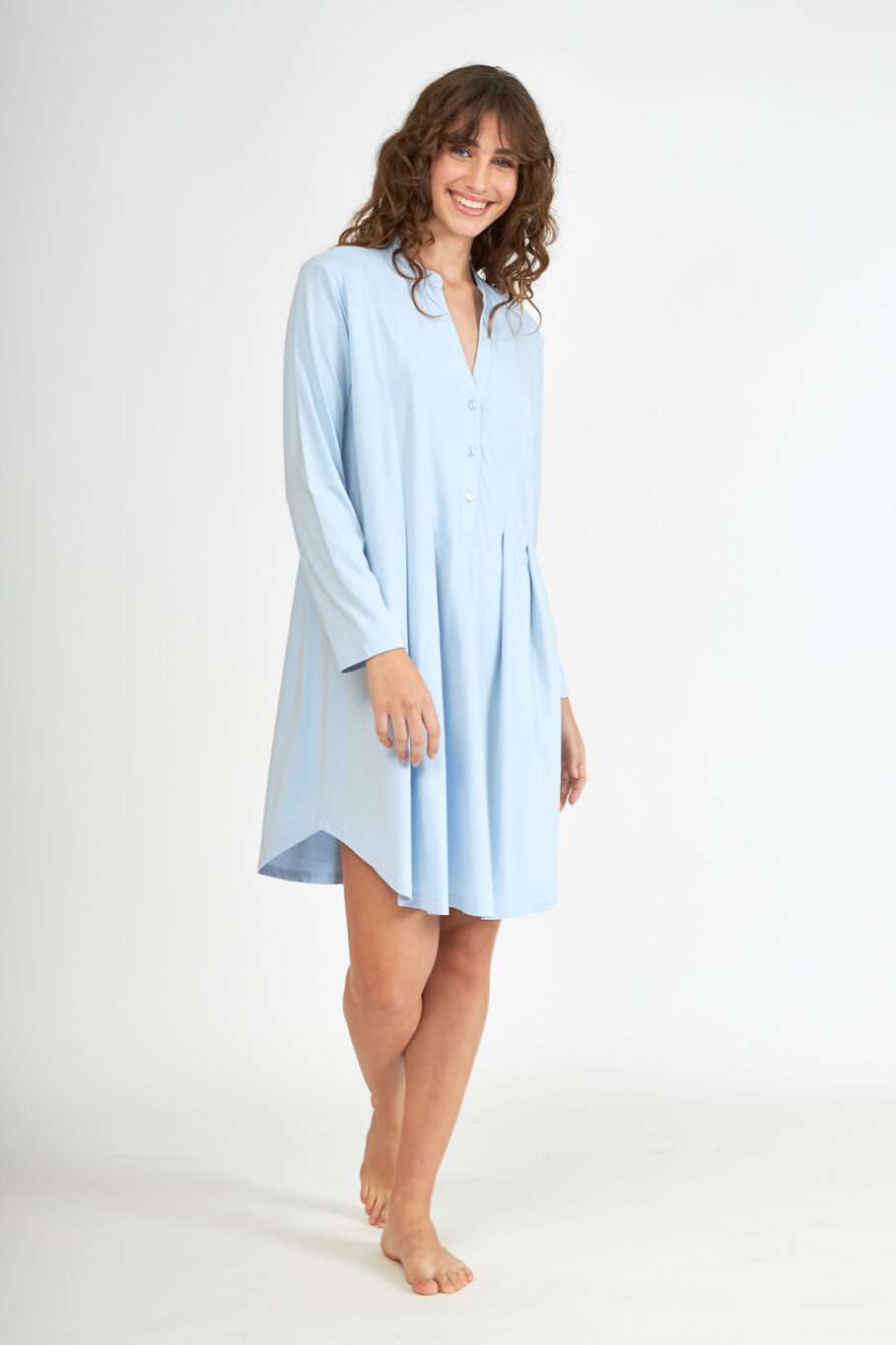 Cotton modal nightgown: Monochrome with buttons.
Ideal choice for pregnant women – Ciel