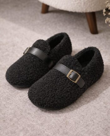 Closed Slippers with Buckle – Black 707408