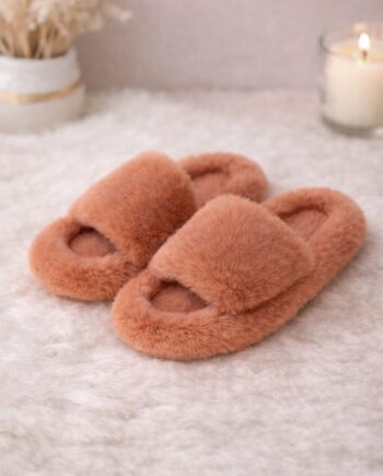 Fuzzy Slippers – Cinnamon 707411