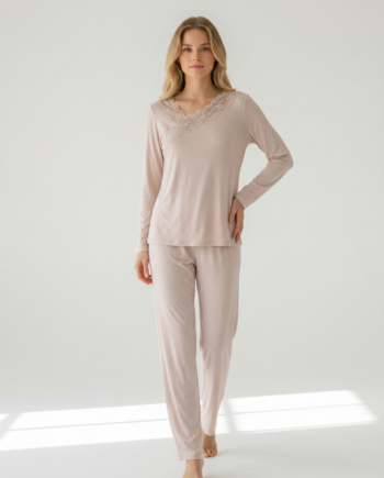 Γυναικεία Πιτζάμα με λοξή δαντέλα 50% modal 50% cotton – 111906 - BEIGE